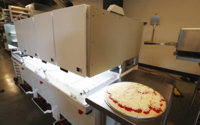 Una catena di pizza poco conosciuta mostra a Domino’s il suo futuro robotico I robot